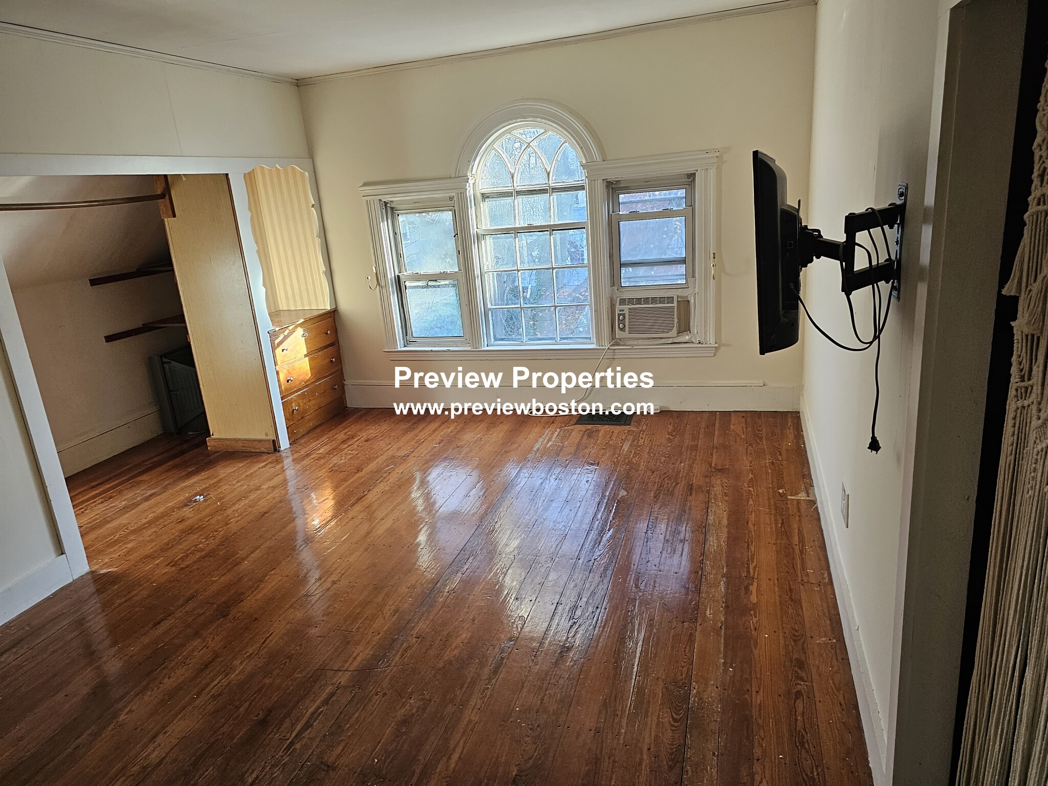 12 Braemore Rd, Brighton