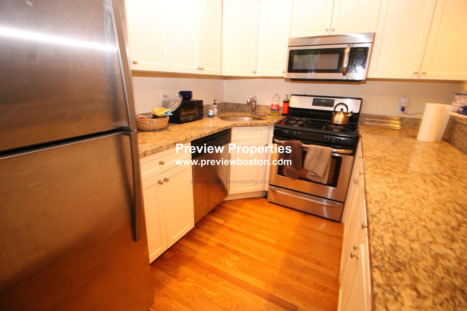 316 Saint Paul St, Longwood