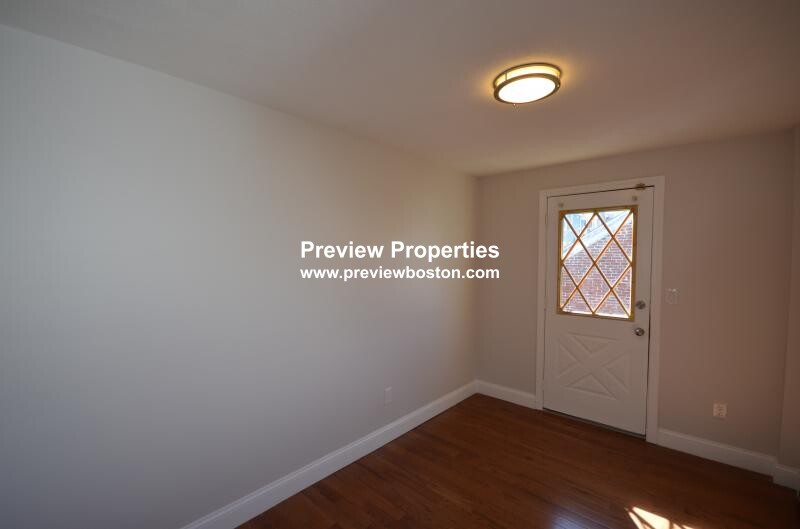 349 Sumner St, East Boston