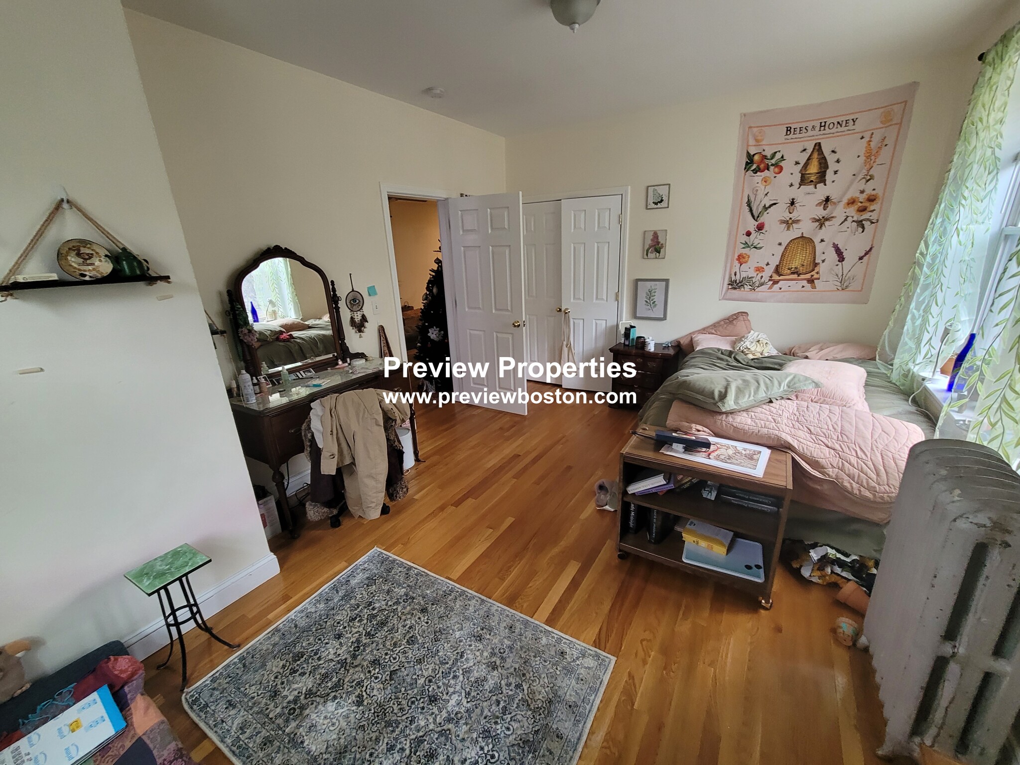 316 Saint Paul St, Longwood