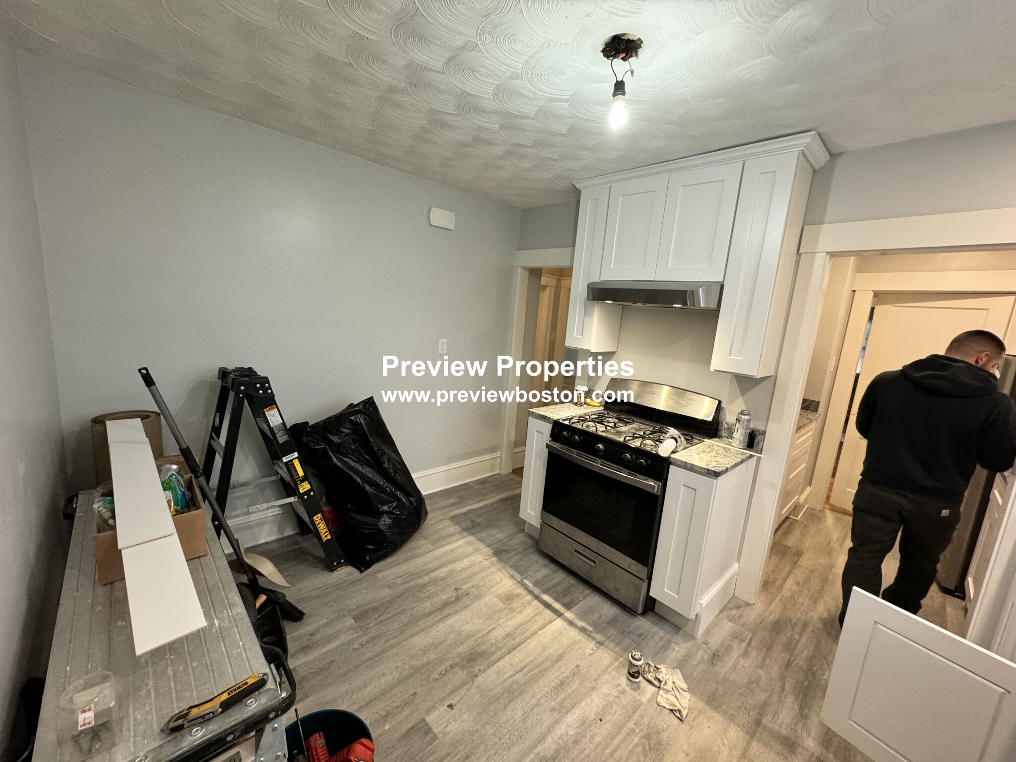 34 Dickinson Rd, Brighton