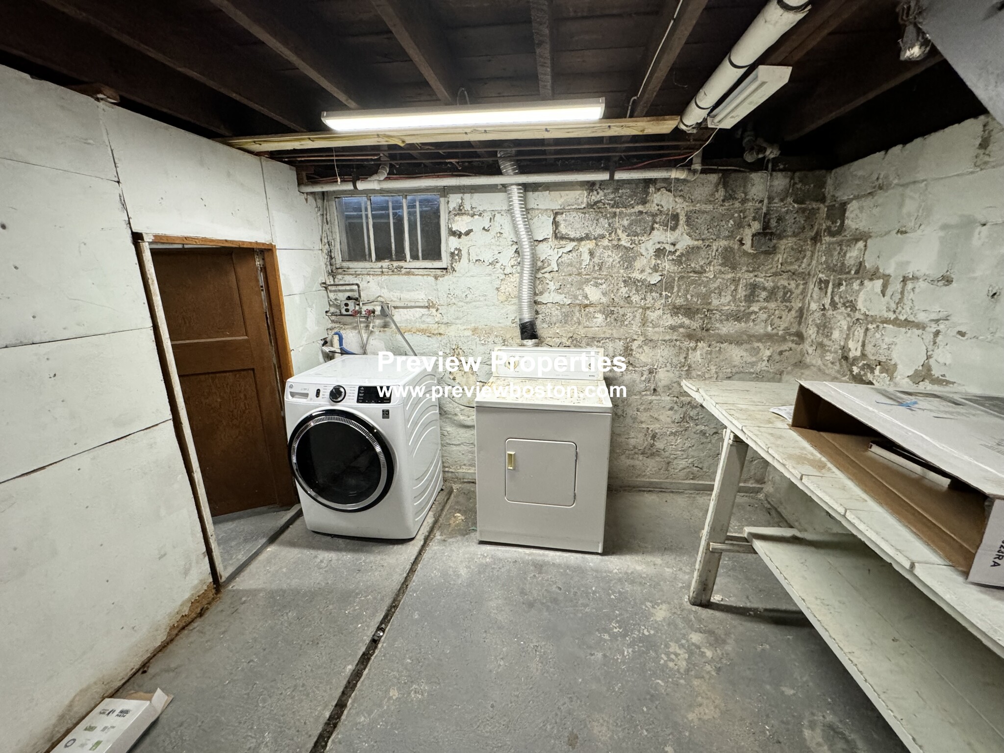 34 Dickinson Rd, Brighton