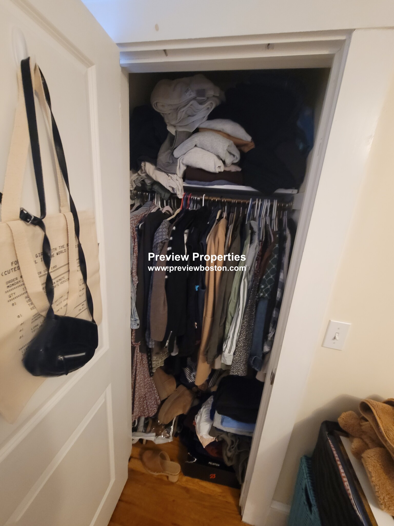 61 Poplar St, Mount Auburn (Watertown)