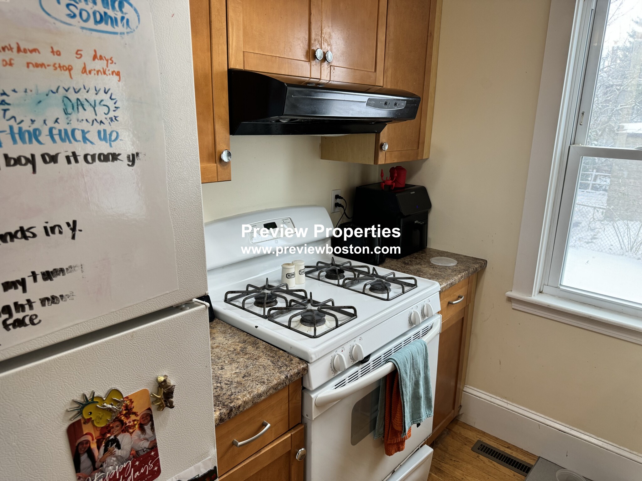 28 Cherry St, Davis Square