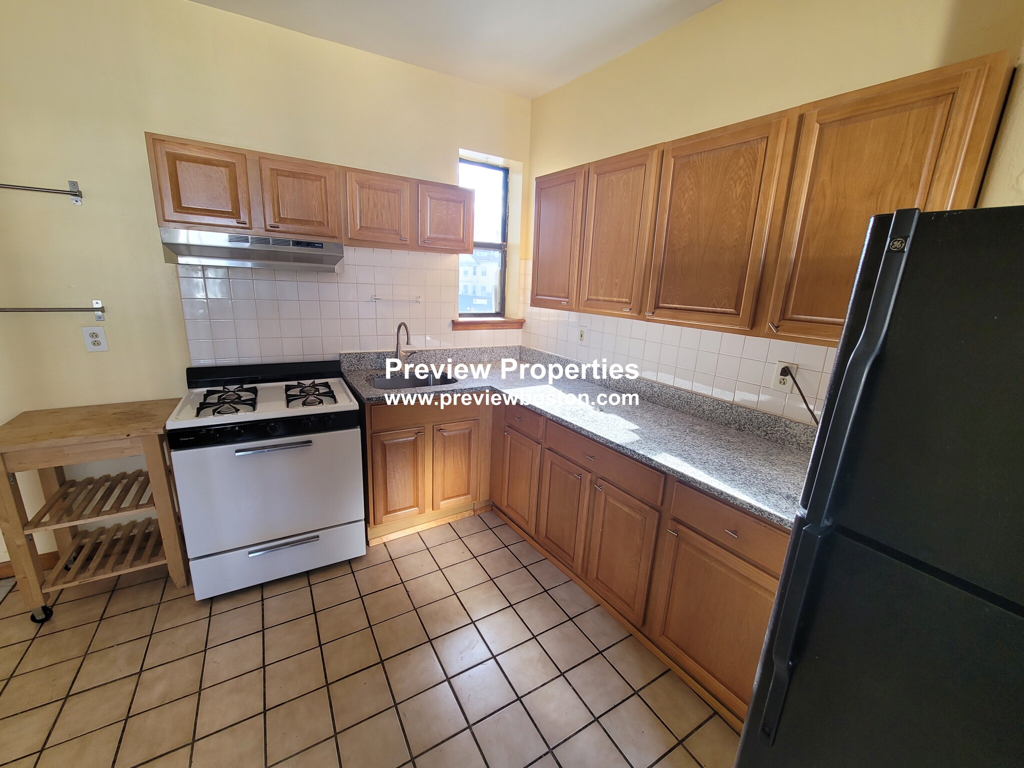 369 Centre St, Jamaica Plain