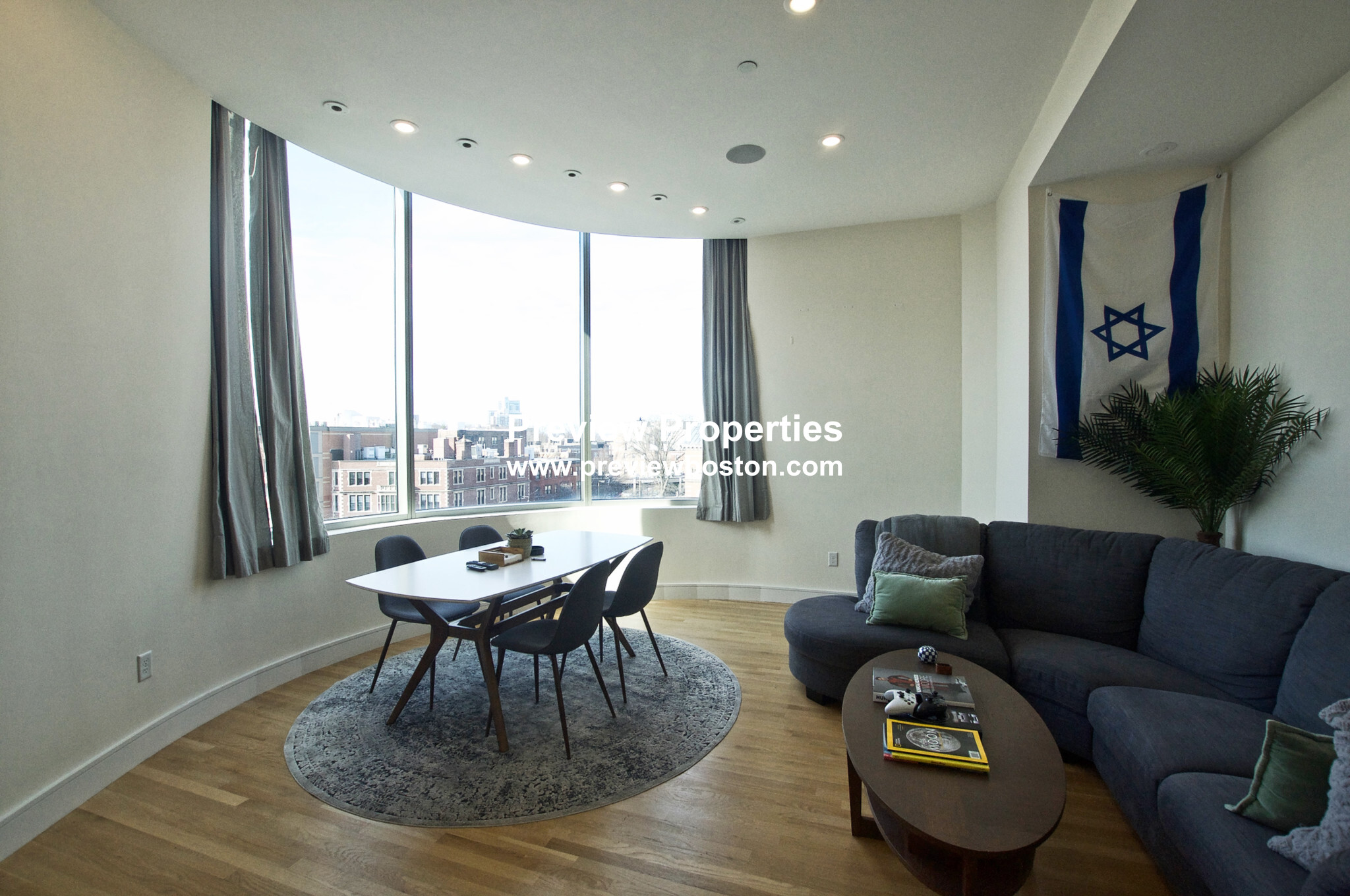 877 Beacon St, Fenway