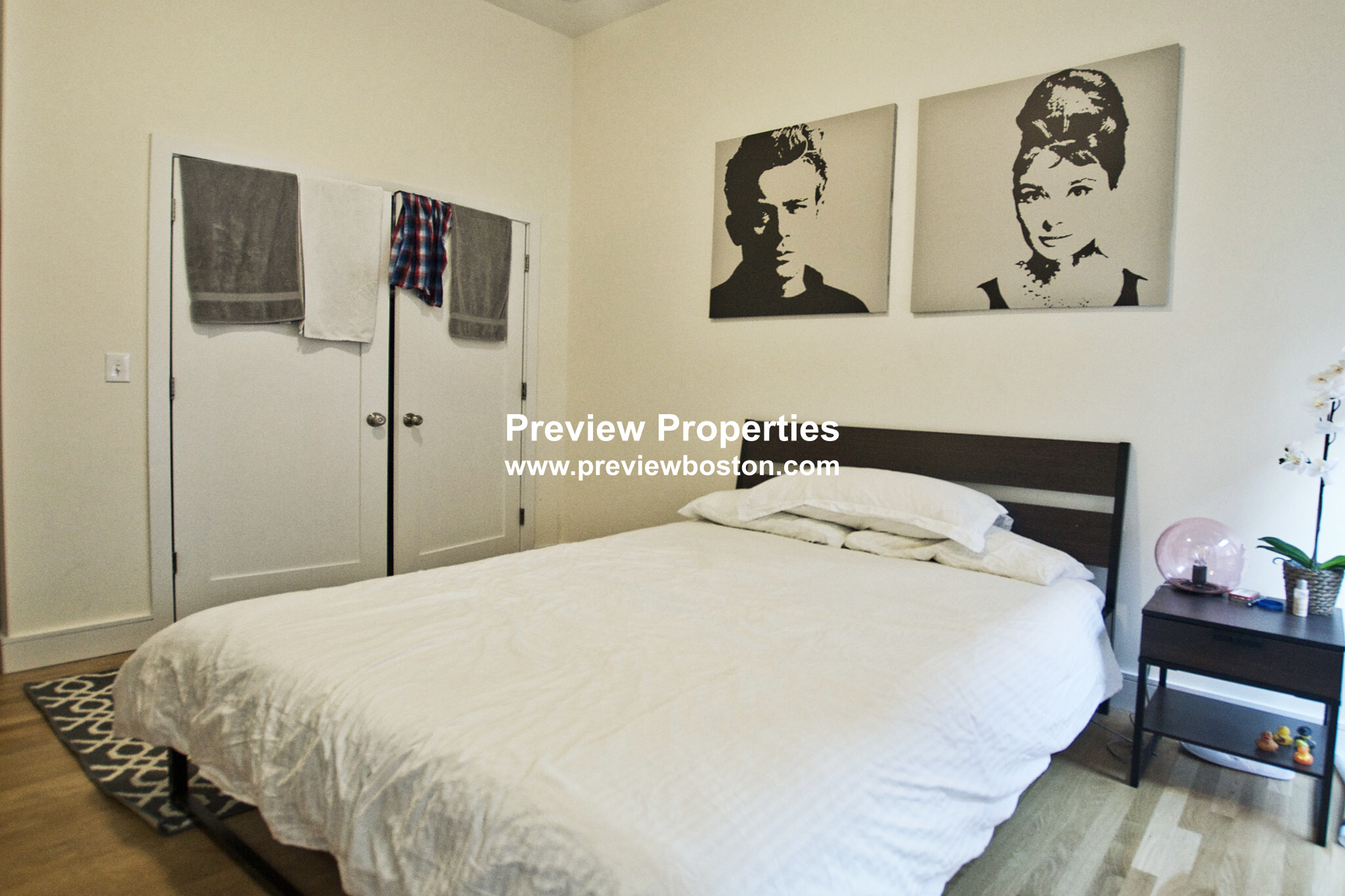 877 Beacon St, Fenway