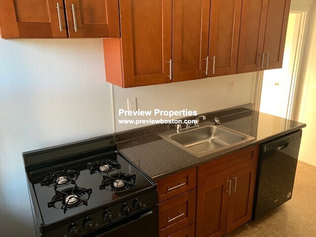 116 Washington St, Brighton