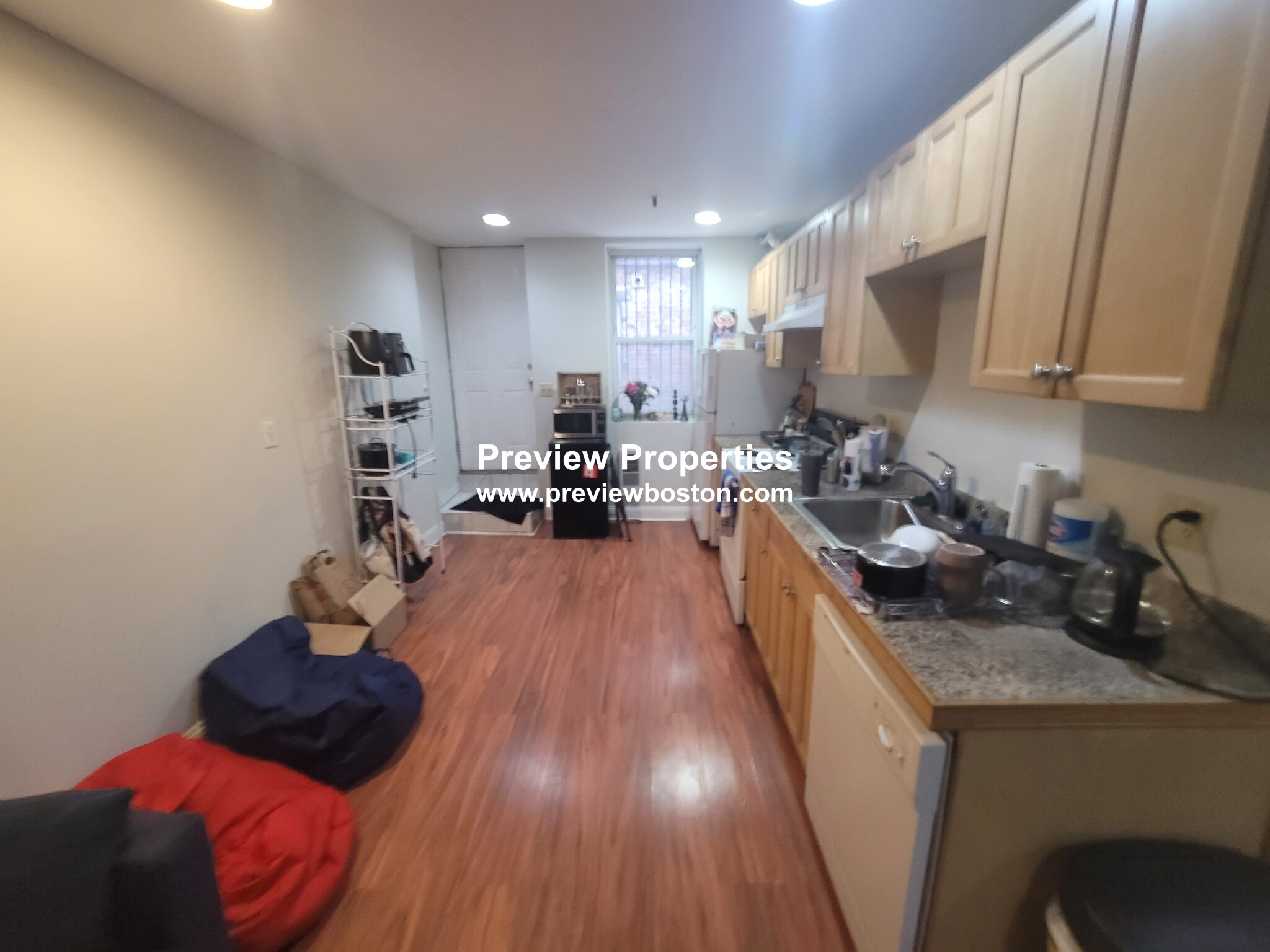 132 Hemenway St, Fenway