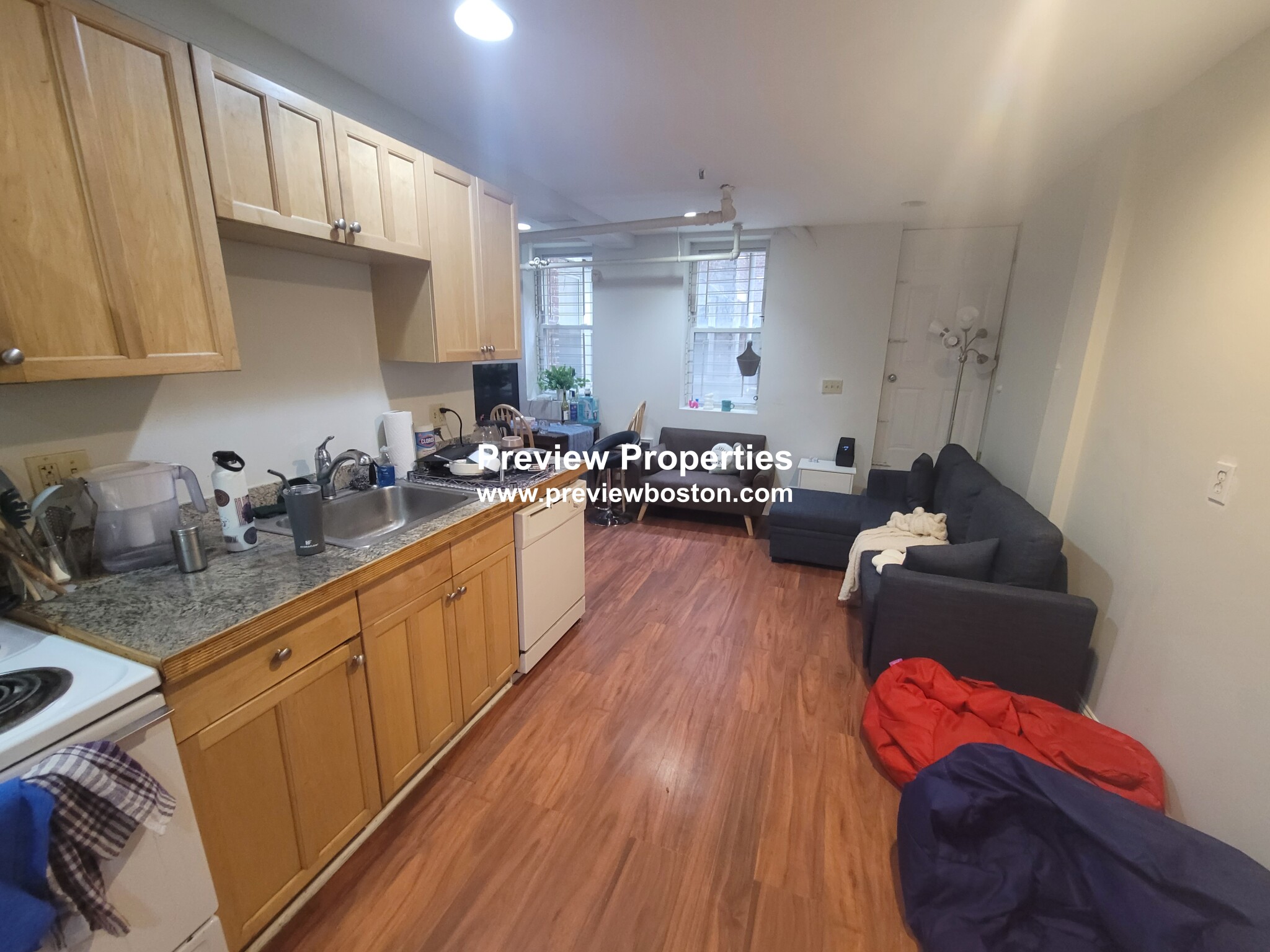 132 Hemenway St, Fenway