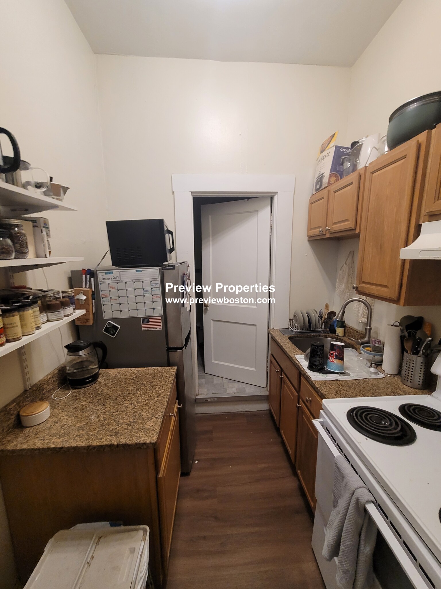 41 Bay State Rd, Fenway