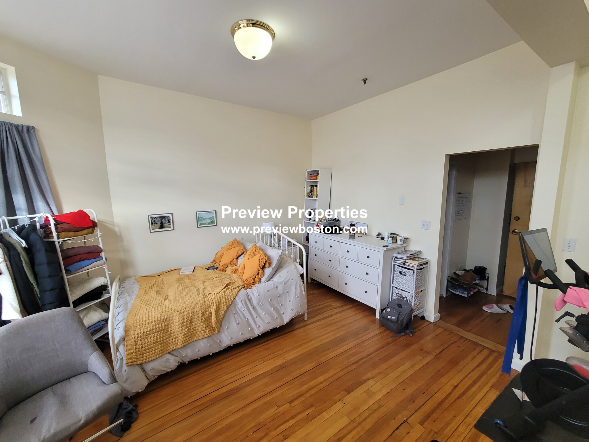 206 Chestnuthill Ave, Brighton