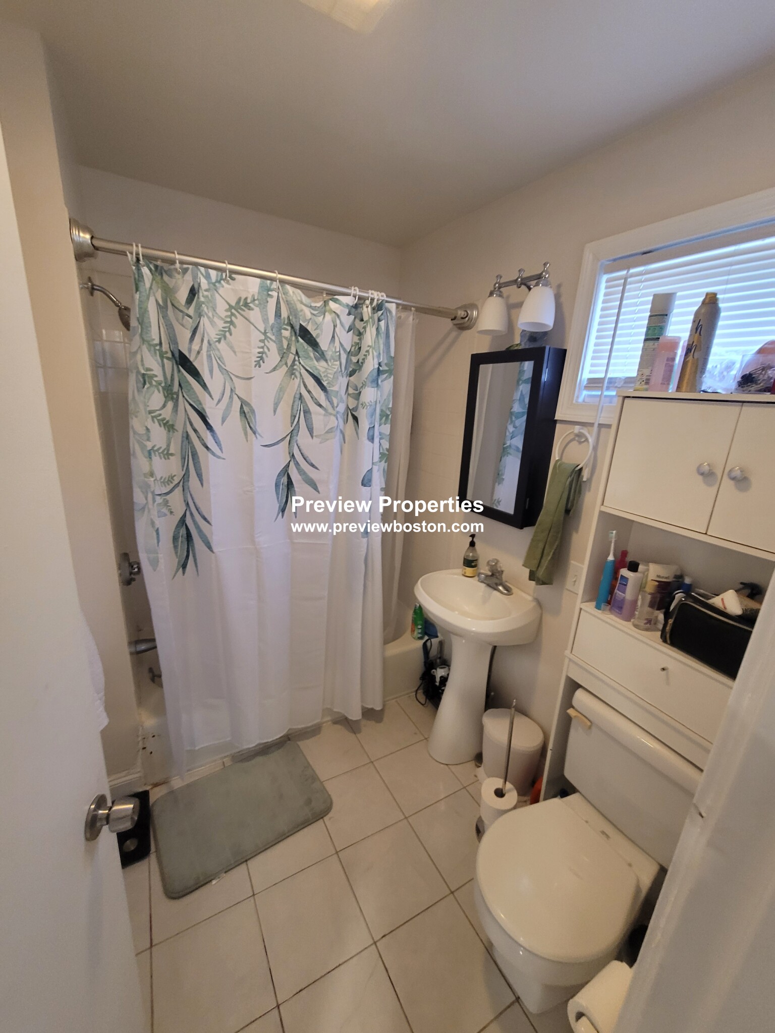 2574 Mass Ave, North Cambridge