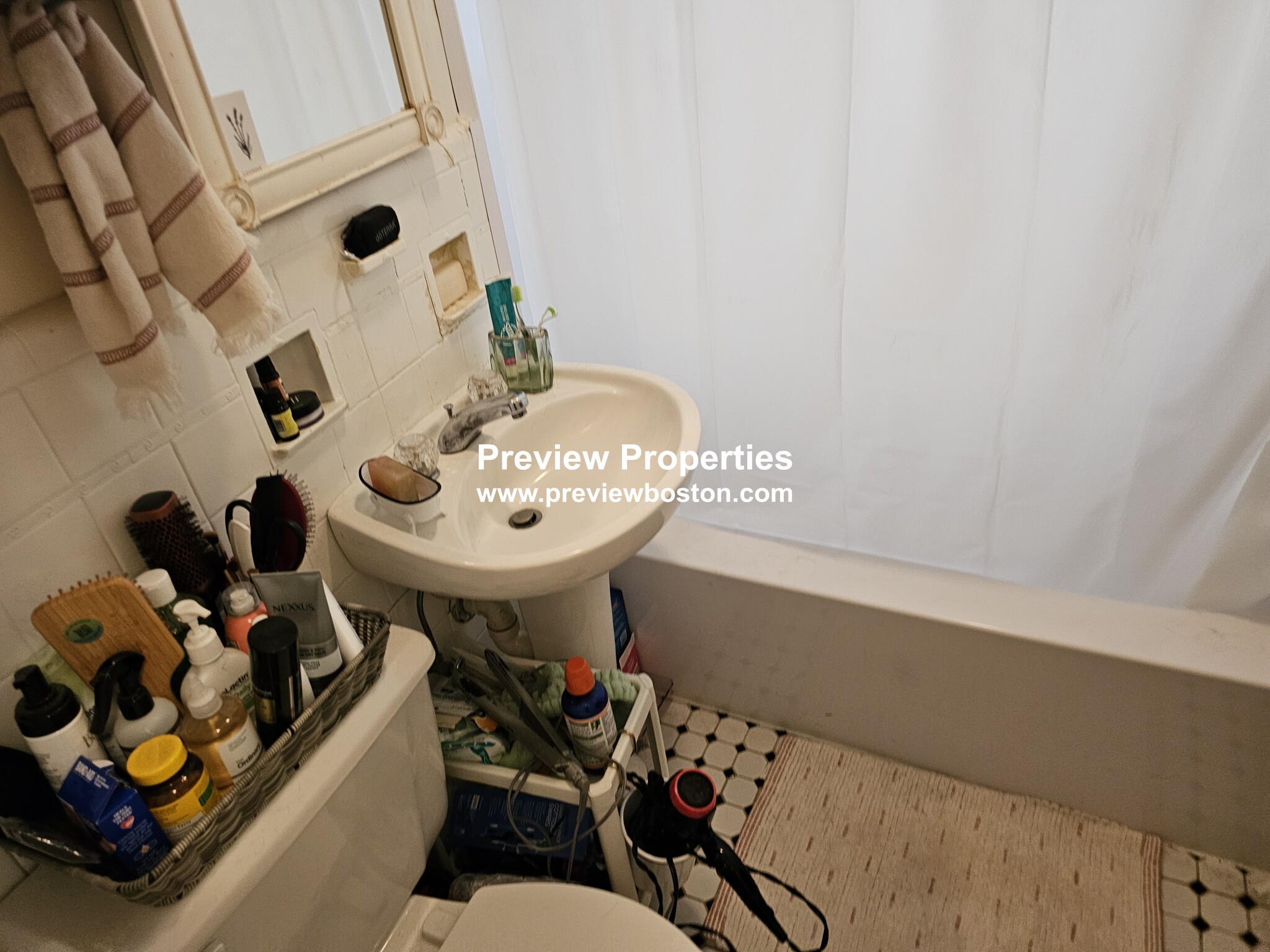 206 Chestnuthill Ave, Brighton