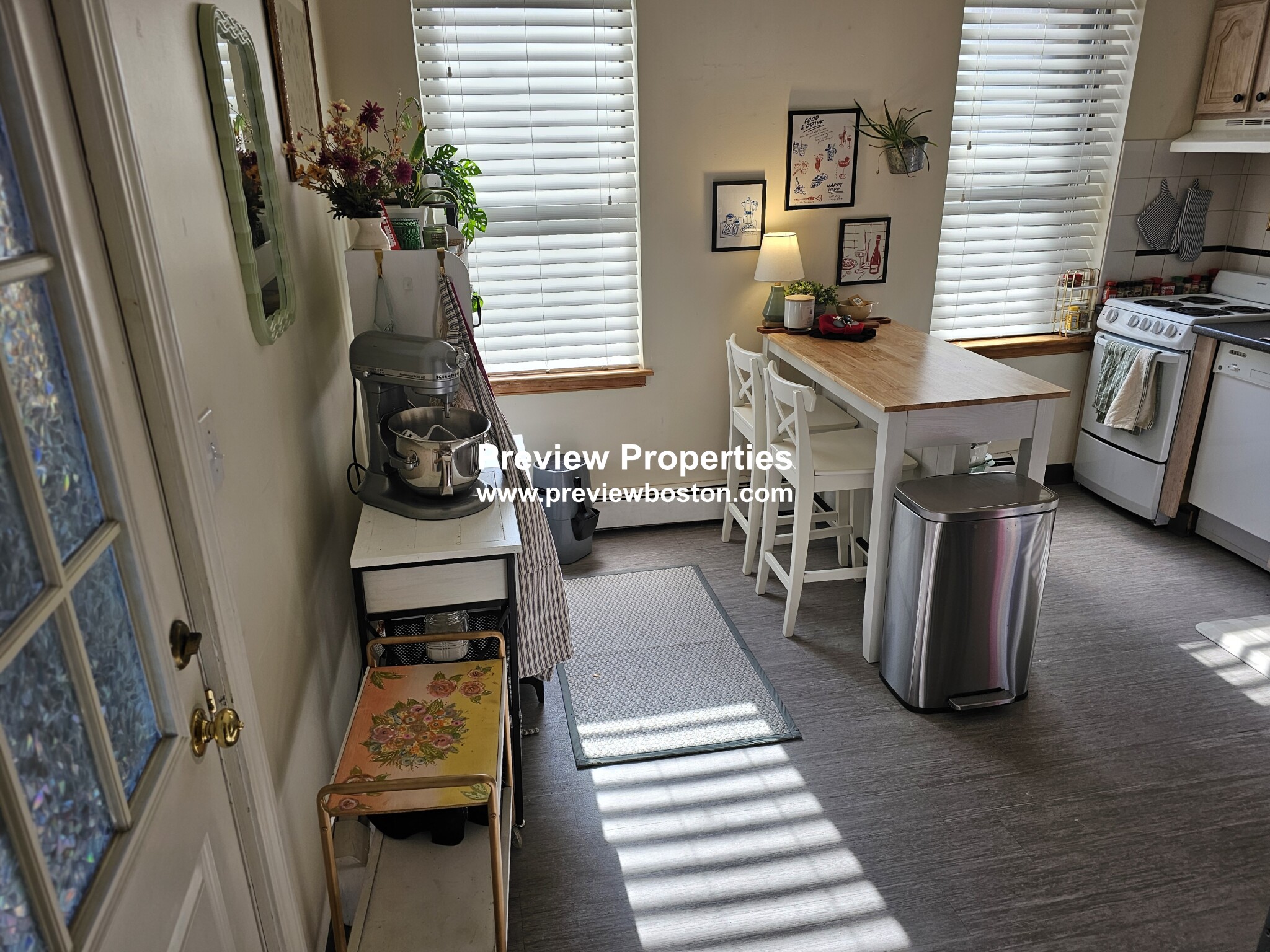 206 Chestnuthill Ave, Brighton