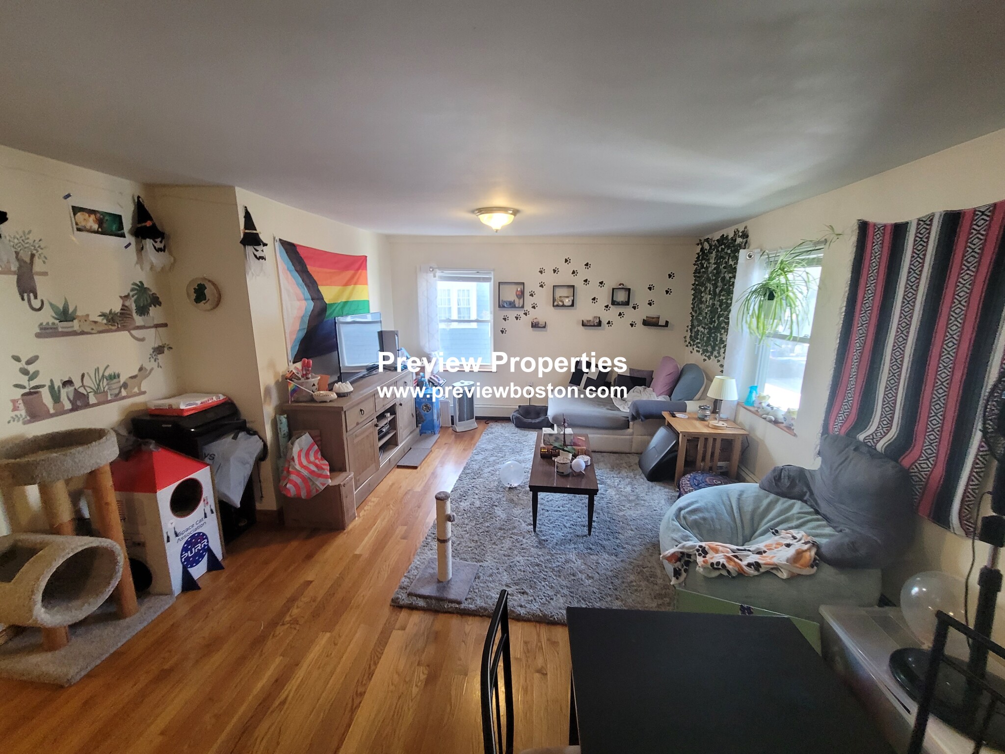 551 Washington St, Brighton