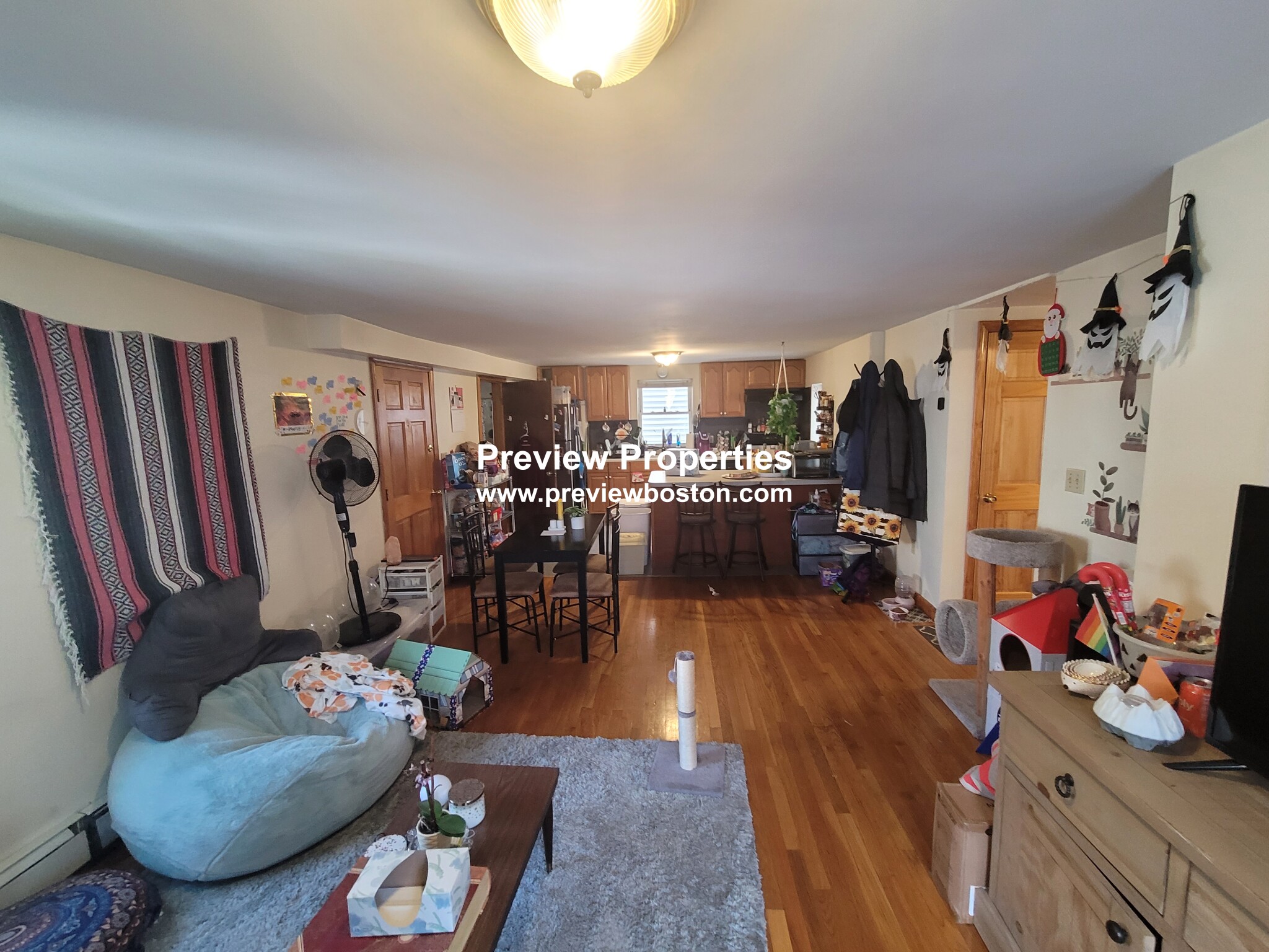 551 Washington St, Brighton