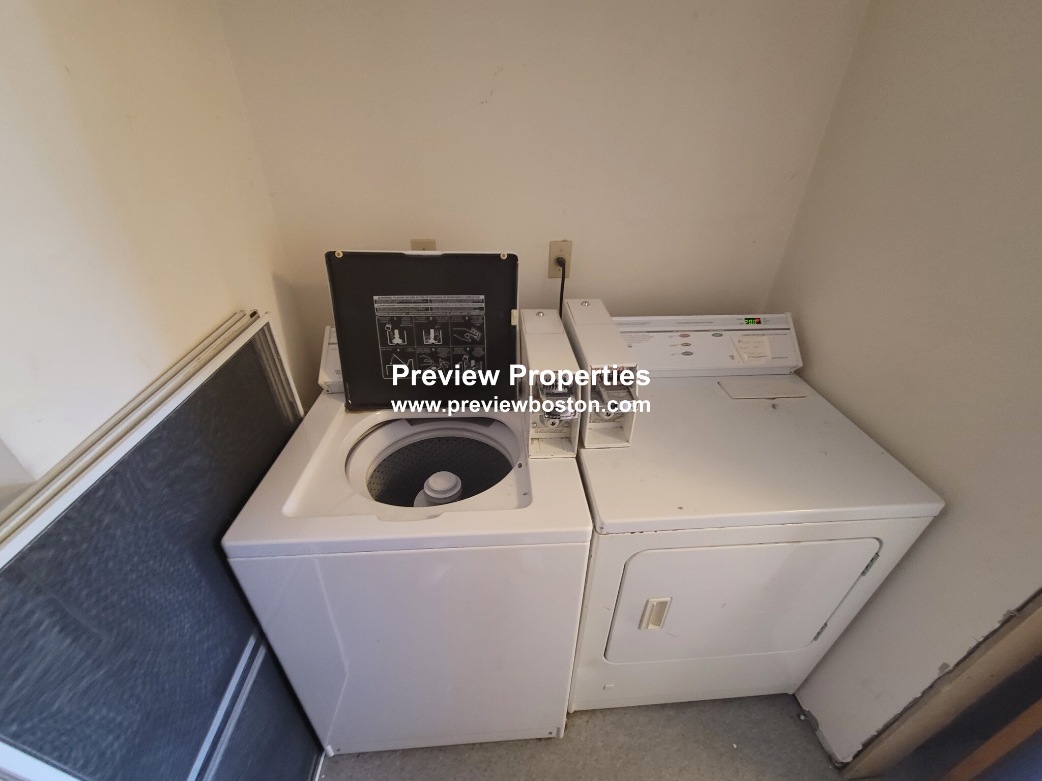 551 Washington St, Brighton