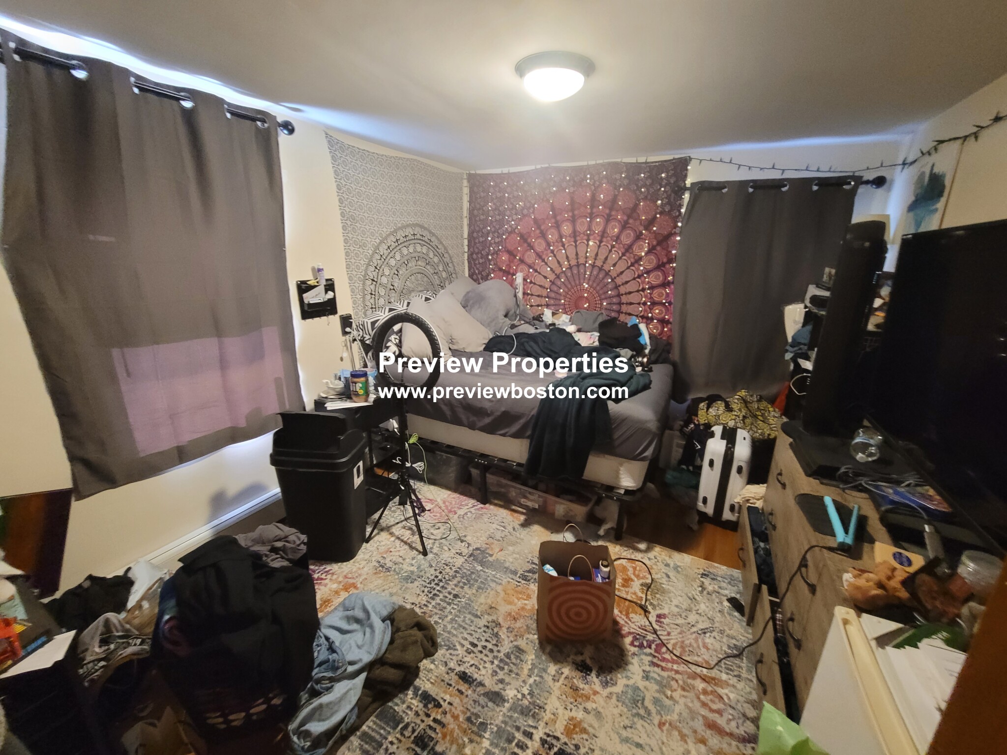 551 Washington St, Brighton