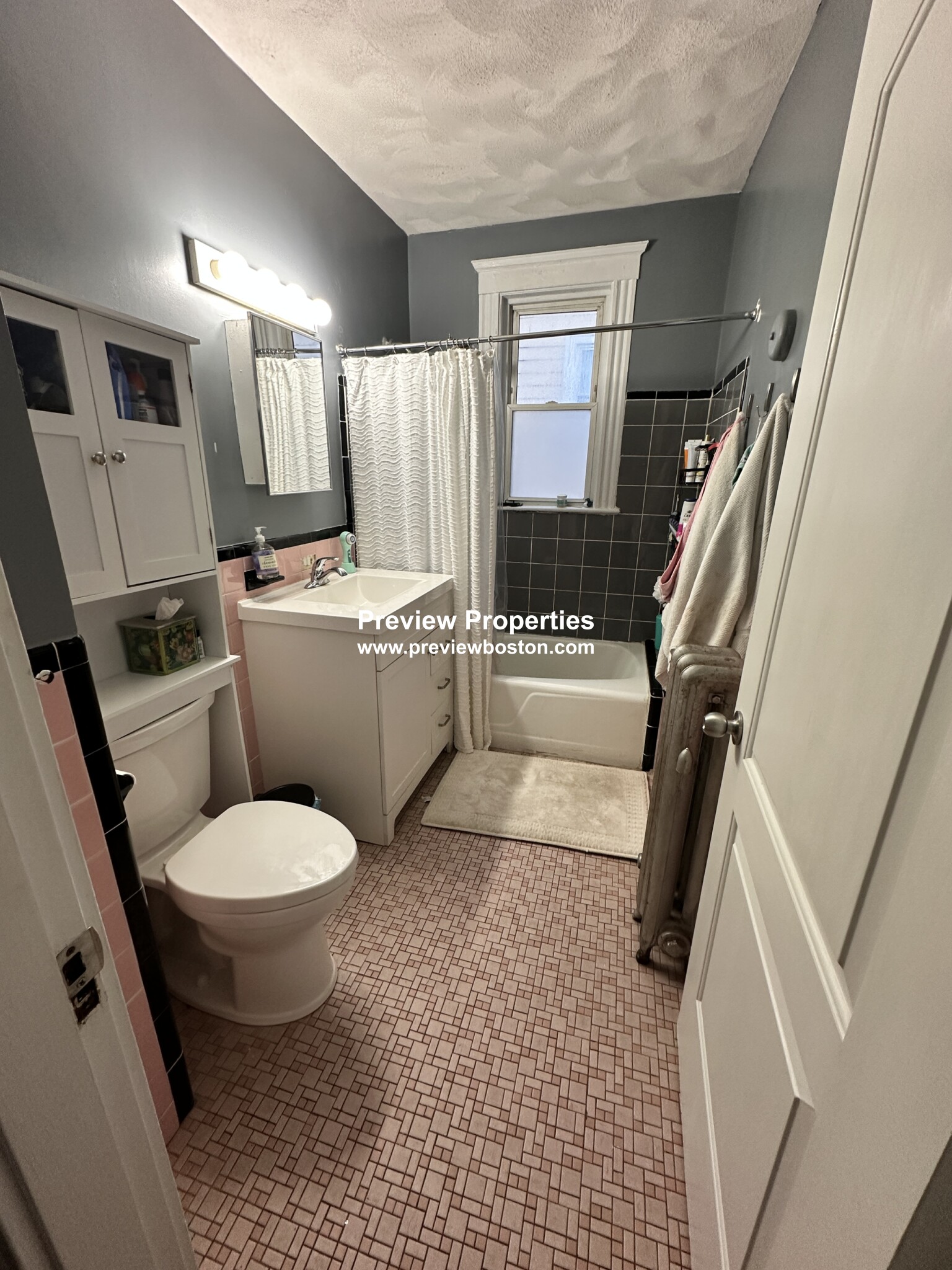 119 Browne St, Longwood