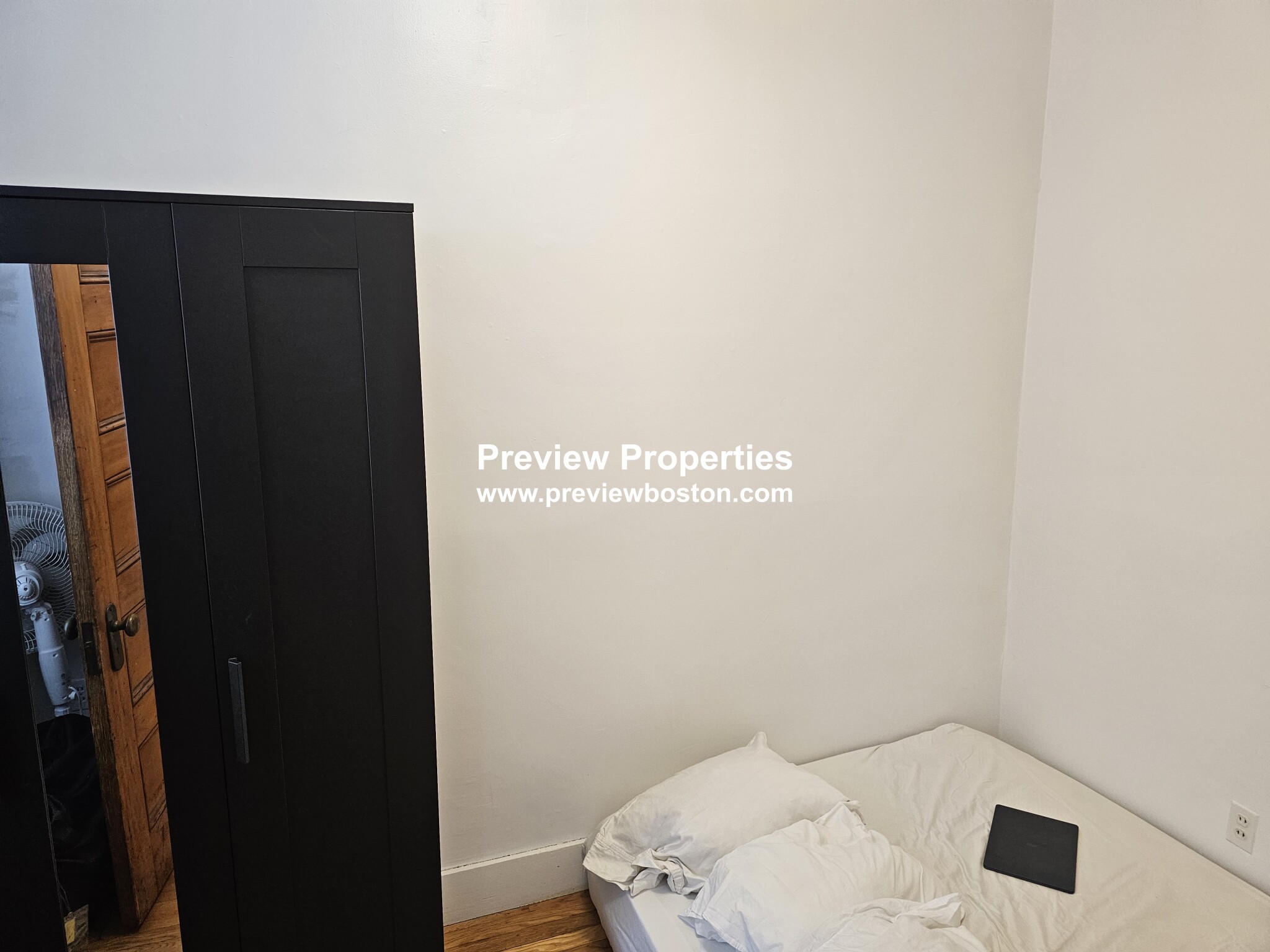 849 Beacon St, Fenway