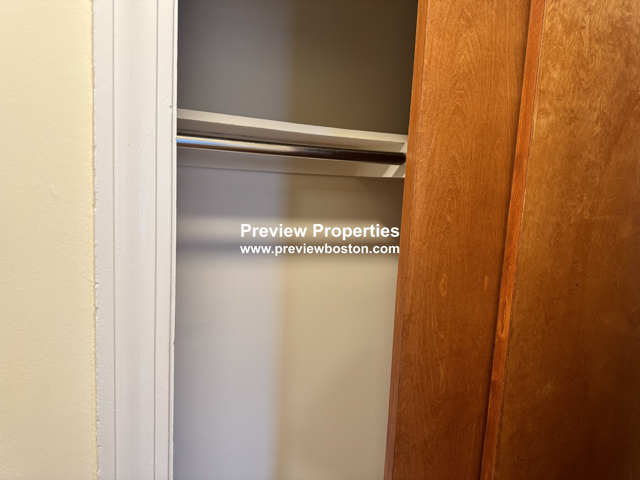 180 North Beacon St, Brighton