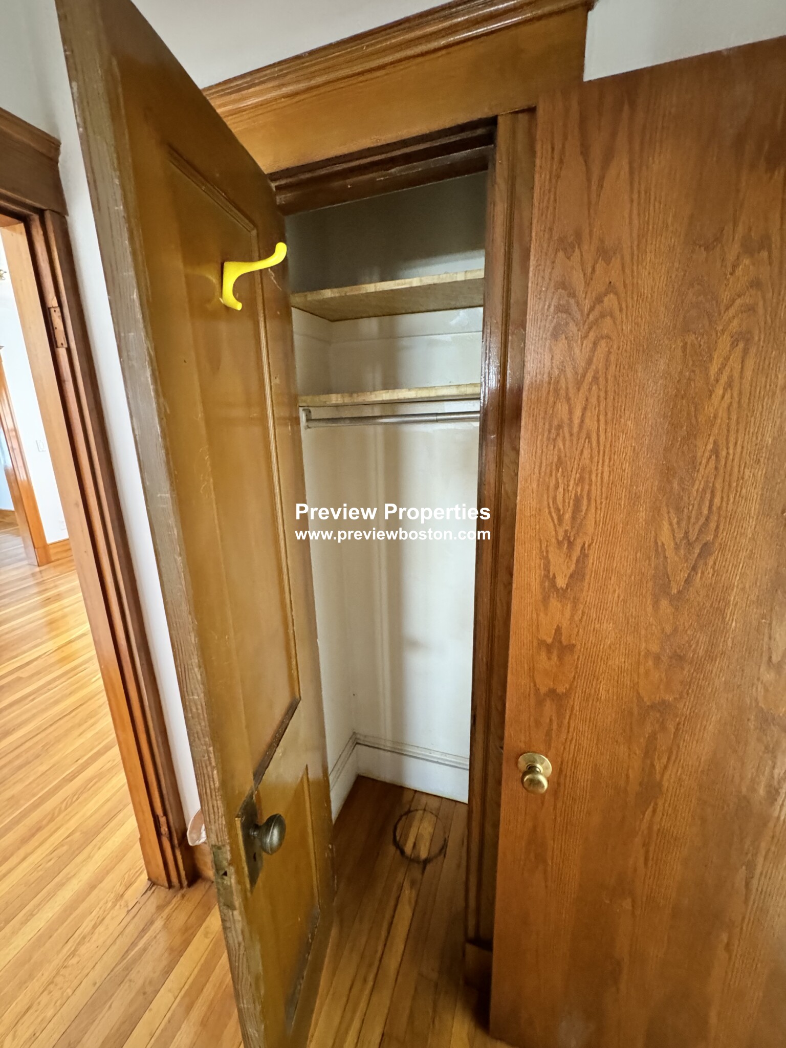 32 Dickinson Rd, Brighton