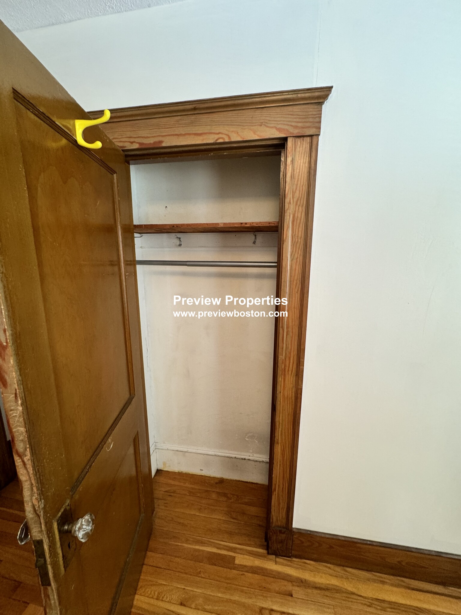 32 Dickinson Rd, Brighton