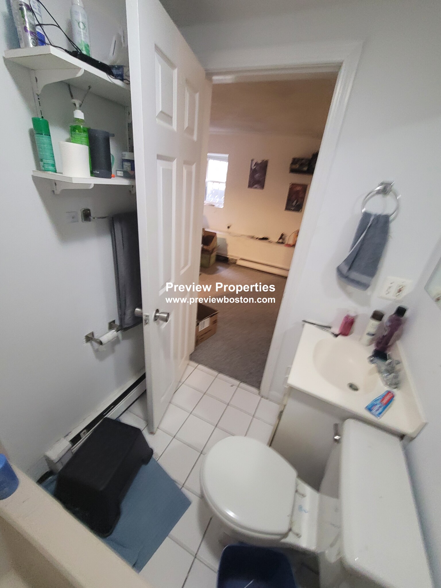 24 Saint Cyprians Pl, Roxbury