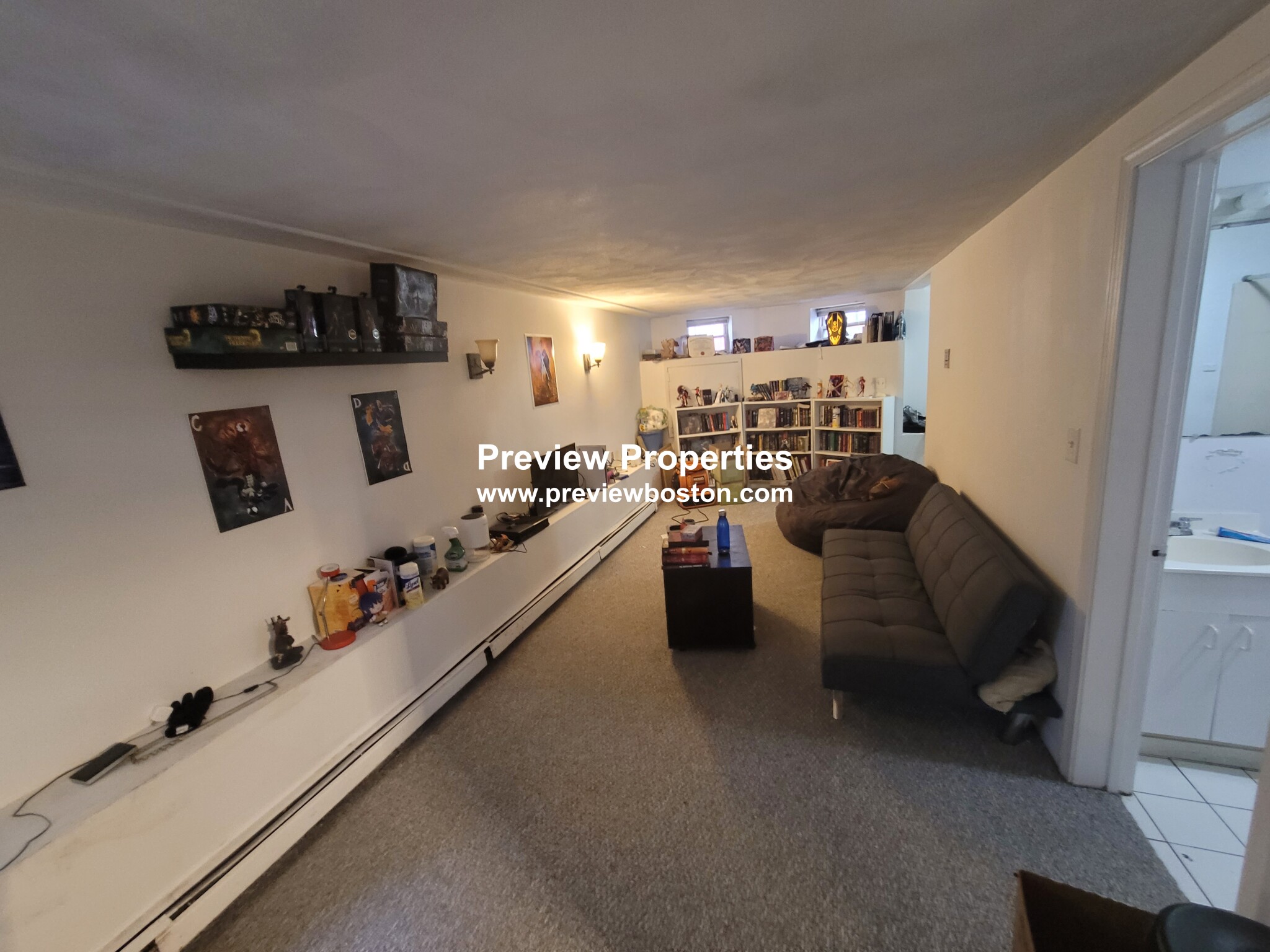 24 Saint Cyprians Pl, Roxbury