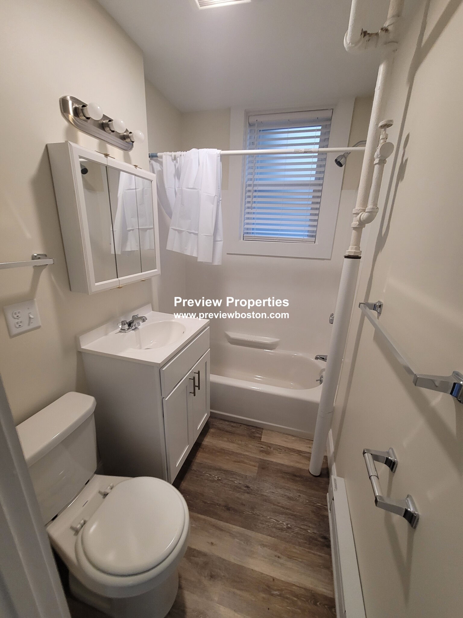 1632 Commonwealth Ave, Brighton