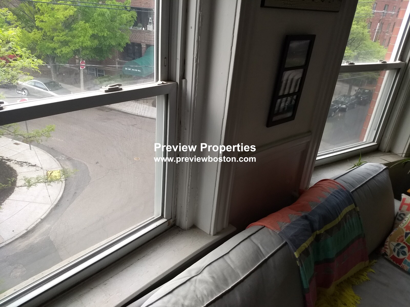 18 Mount Hood Rd, Brighton