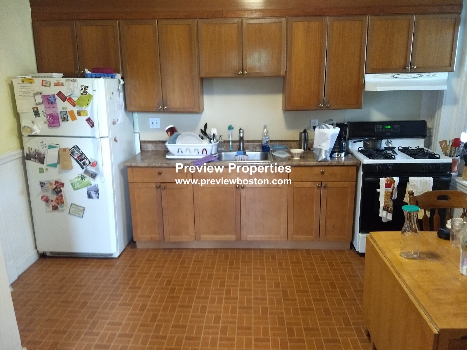 18 Mount Hood Rd, Brighton