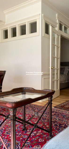 300 Boylston St, Downtown