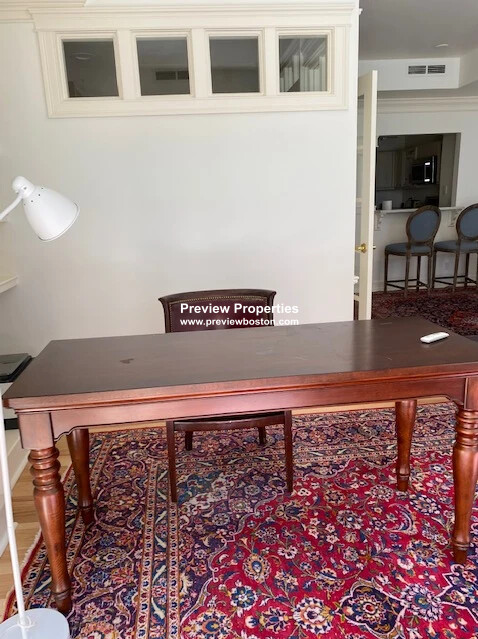 300 Boylston St, Downtown