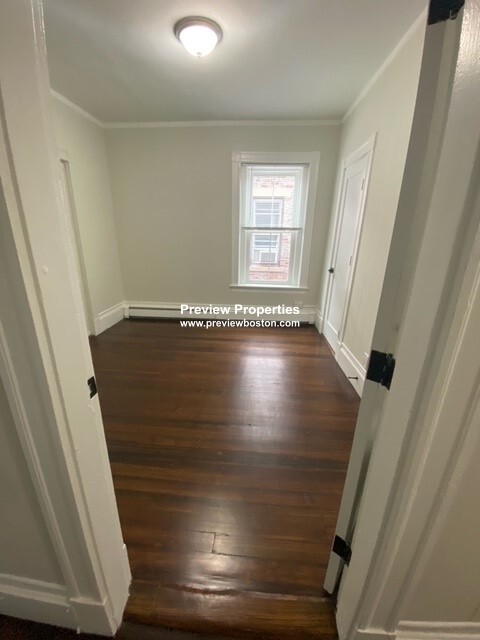 251 Cambridge St, Allston