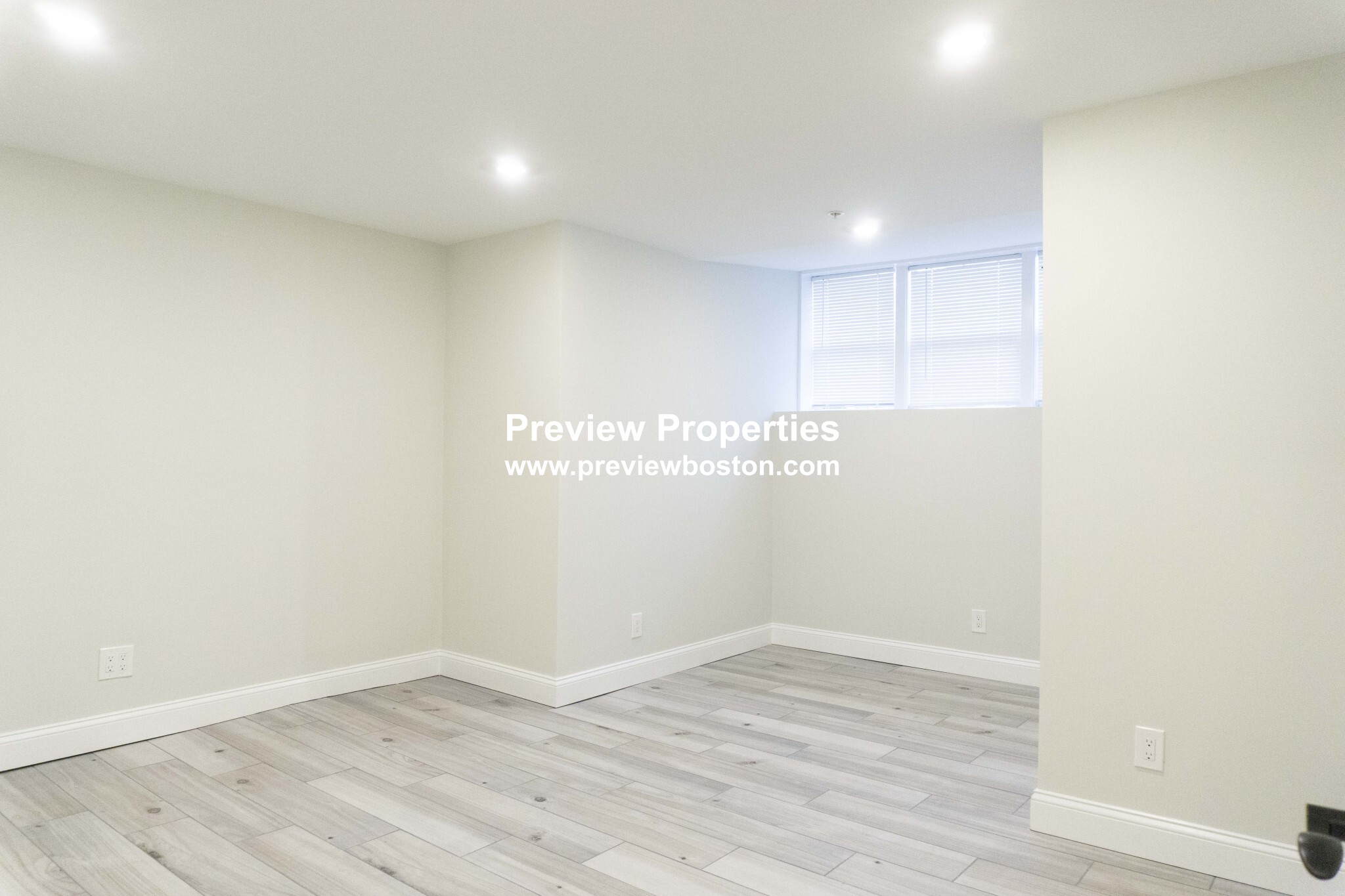 2017 Commonwealth Ave, Brighton