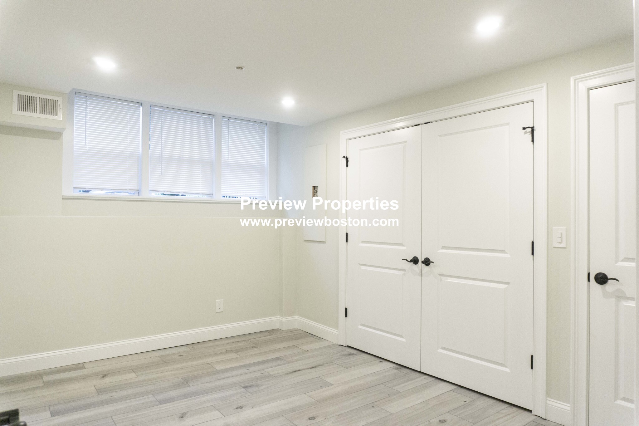 2017 Commonwealth Ave, Brighton