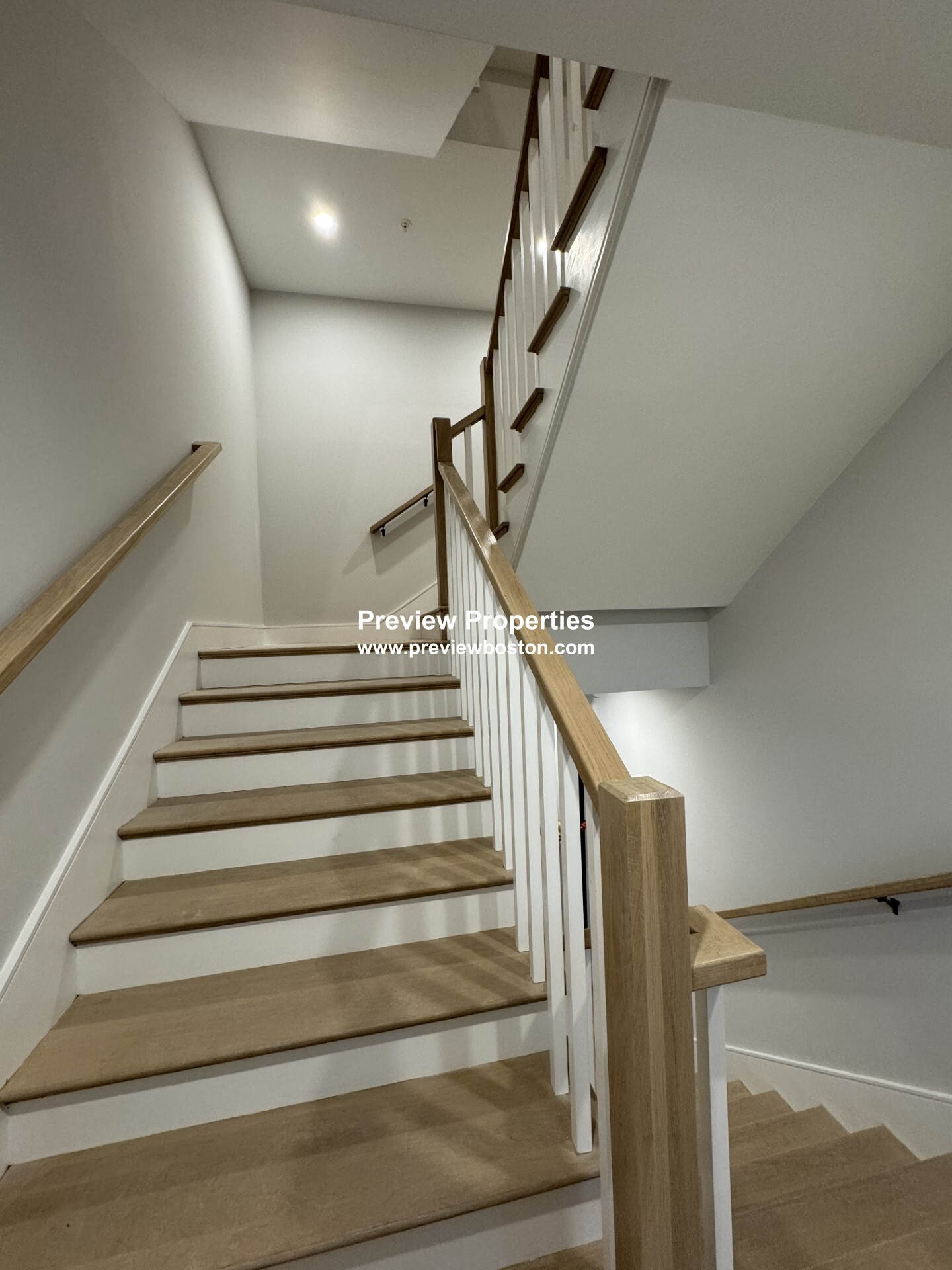 9 Everett St, Allston