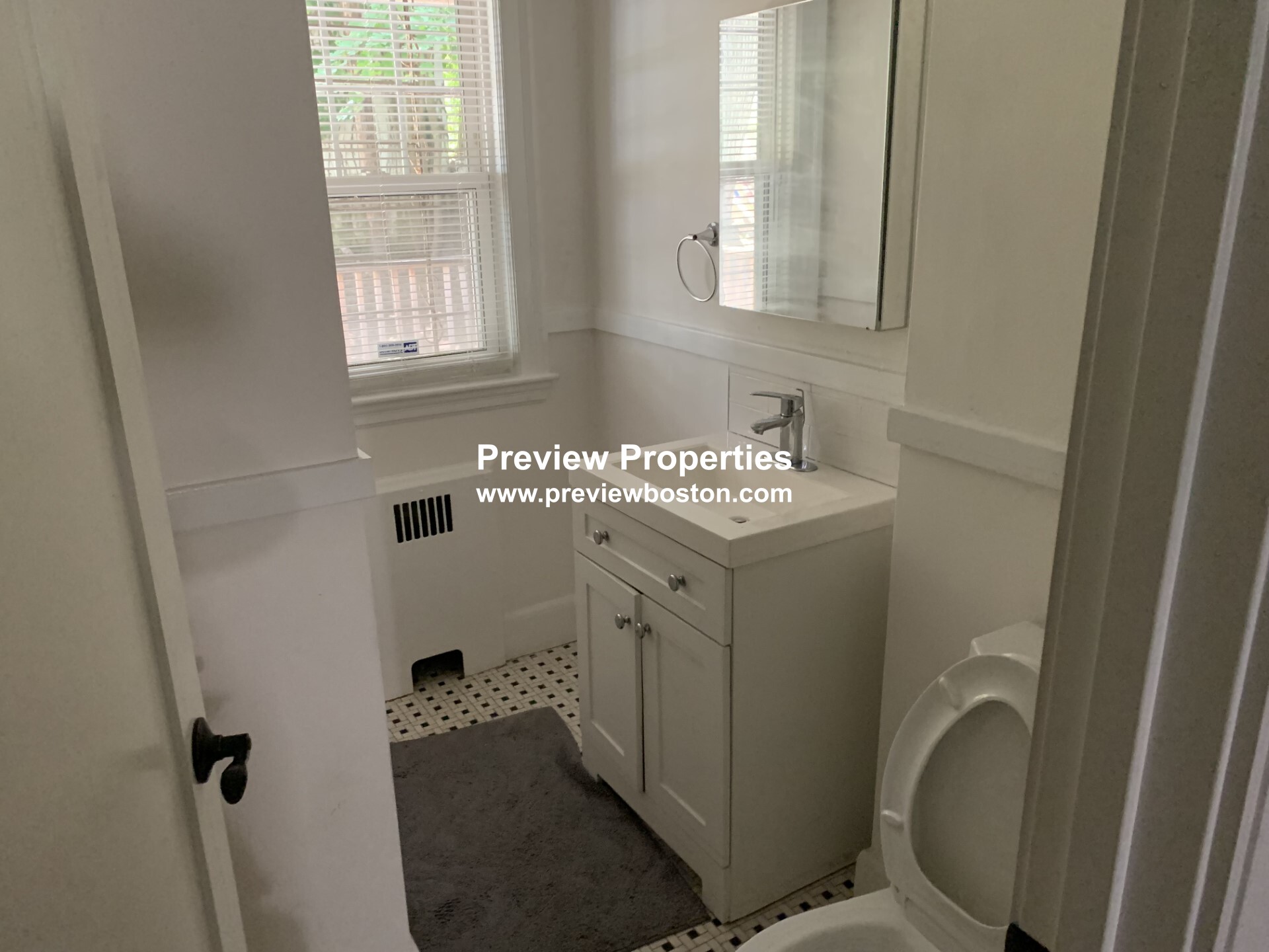 25 Greycliff Rd, Brighton