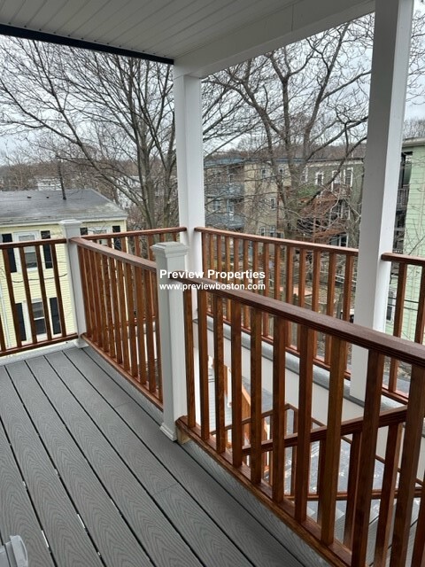 2 Rossmore Rd, Jamaica Plain