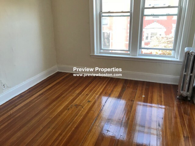 15 Mount Hood Rd, Brighton