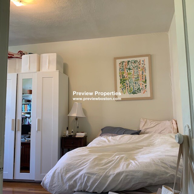 25 Walbridge St, Allston