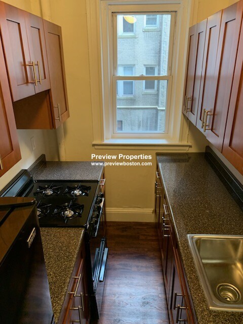 1179 Boylston St, Fenway