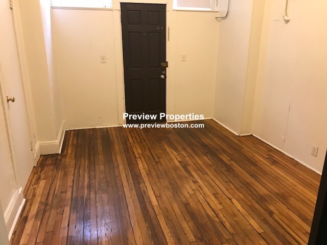 25 Walbridge St, Allston