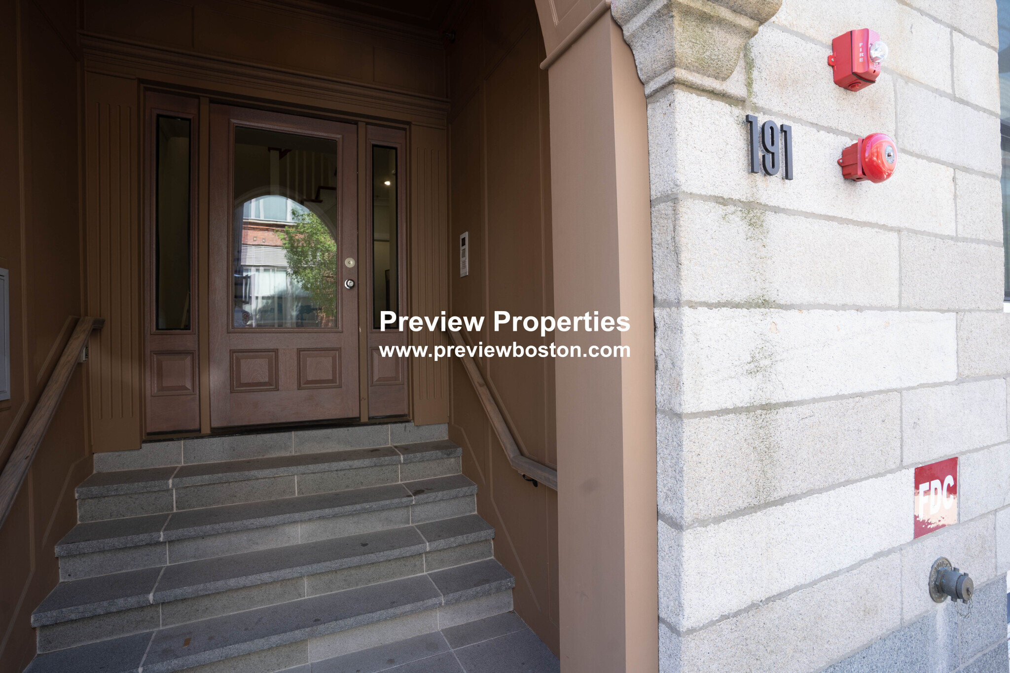 191 Porter St, East Boston