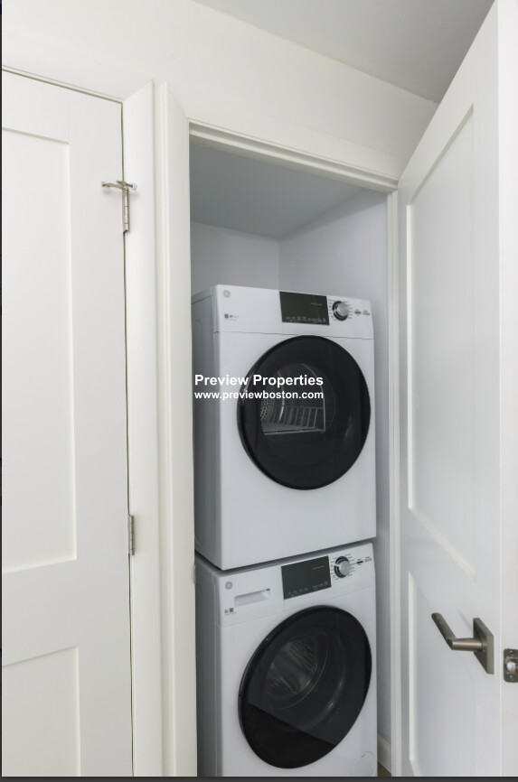 44 Parker Hill Ave, Mission Hill