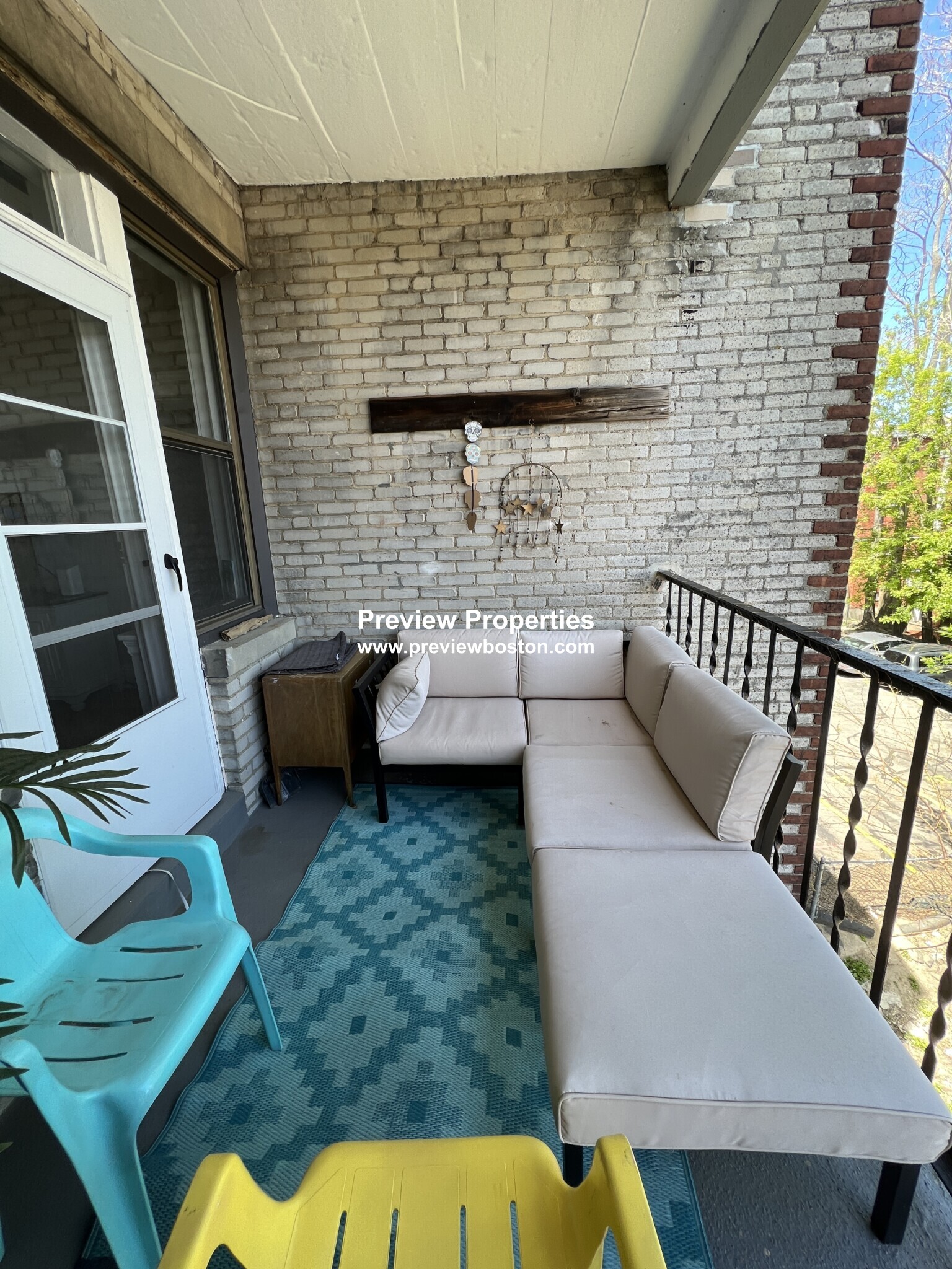 321-325 Summit Ave, Brighton