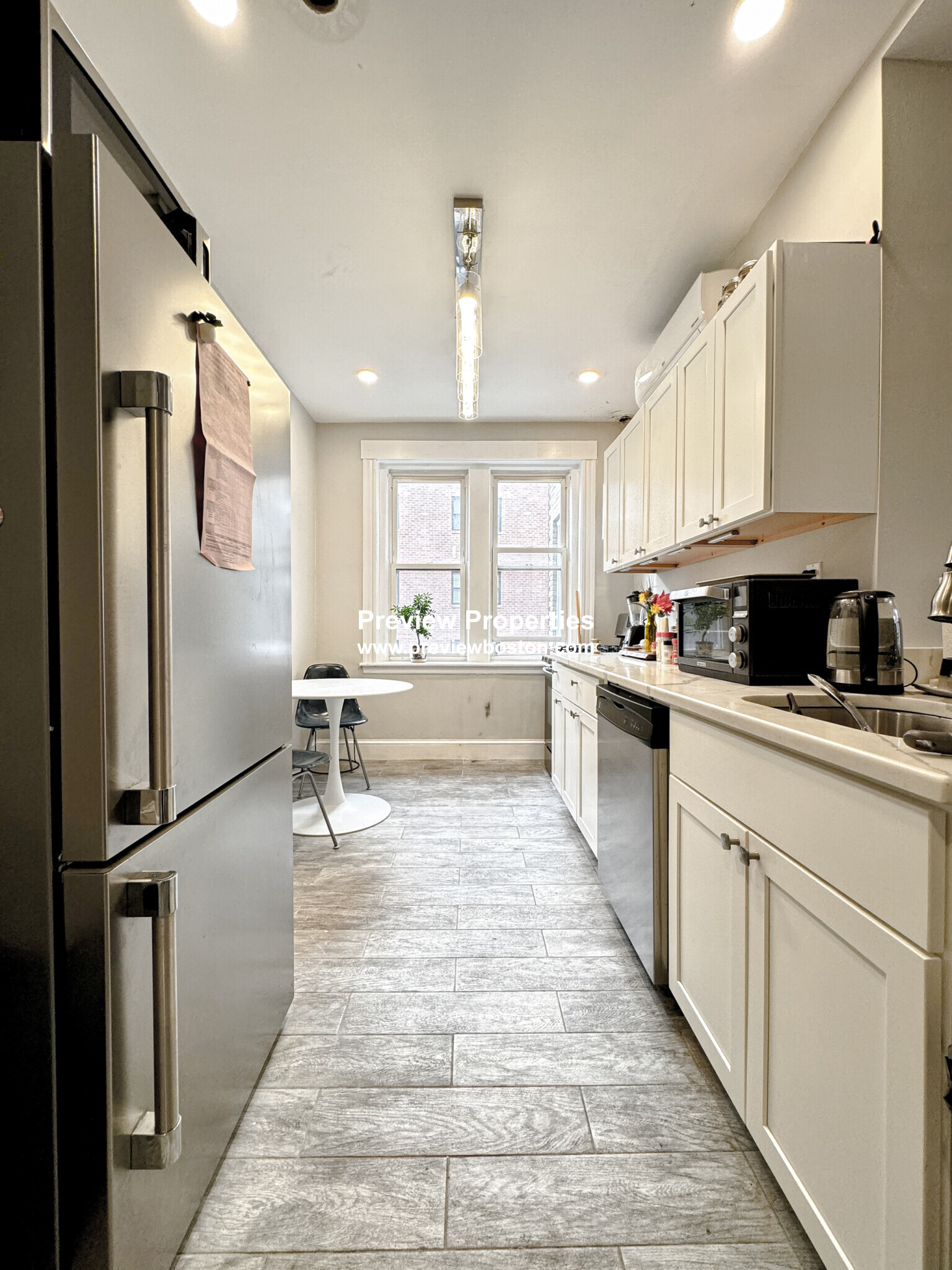 321-325 Summit Ave, Brighton