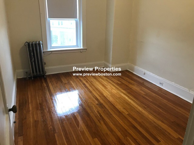 130 Englewood Ave, Brighton